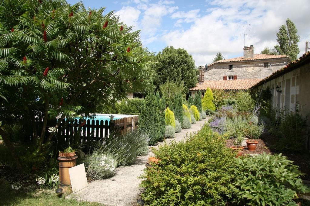Bed and Breakfast La Tonnellerie à Châteauneuf-sur-Charente Extérieur photo